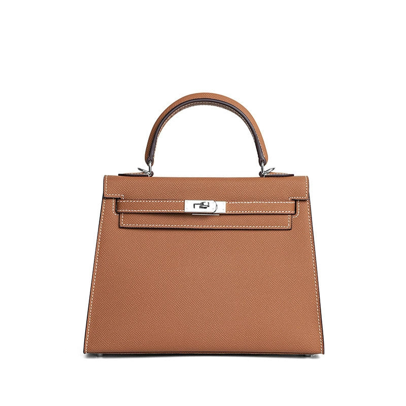 Maison Azraa Mini sac en cuir grainé – Brun Doré